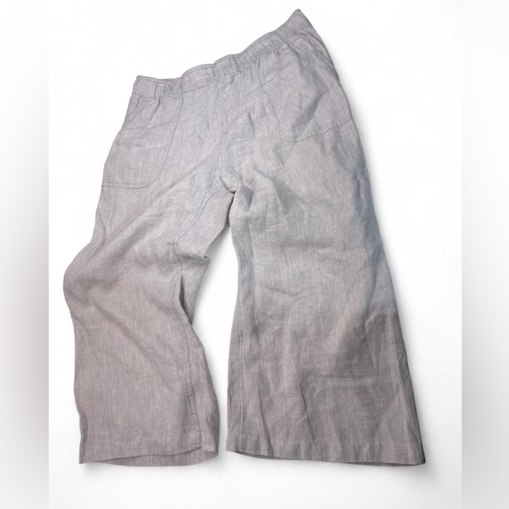 Jones New York Light Gray linen capris